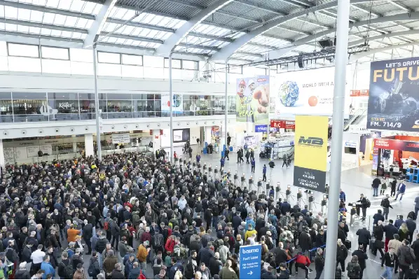 Баума 2025 започна во Минхен, Германија | Quangong Machinery Co., Ltd. - Целосно автоматската опрема Zenith ZN2000-2 демонстрира нова висина на интелигентно производство