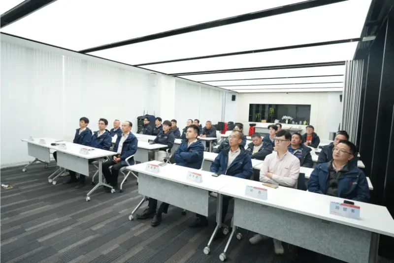 Мобилизацискиот состанок за проектот за производство на тули во странство на Quangong Machinery Co., Ltd. заврши успешно.