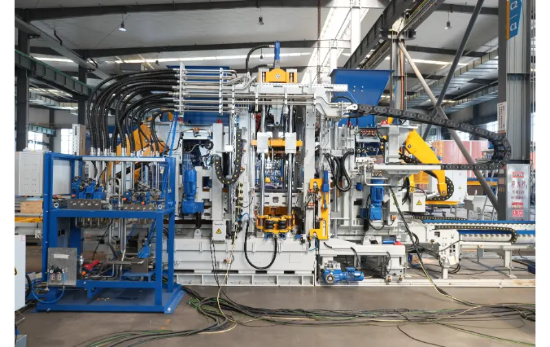 Quangong Machine ZN900-2 Brick Production Line: Овластен од интелигенција, градење на нов репер ефикасно и зелено производство на тули